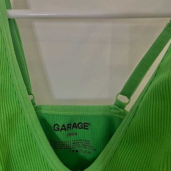 GARAGE Plunge Top green  size xs - Picture 3 of 3